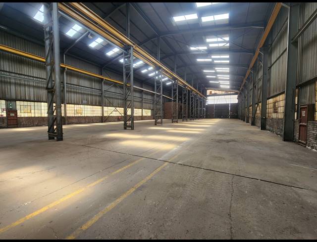 2,400M² WAREHOUSE TO LET IN WADEVILLE